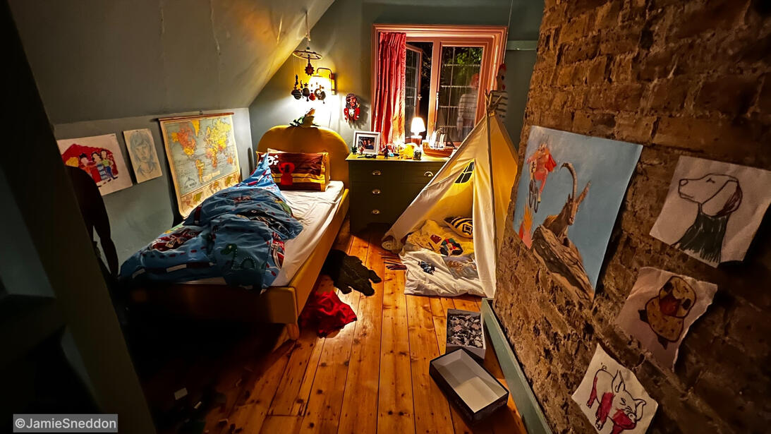 Peter Pan’s Neverland Nightmare - the Darling house - Michael’s bedroom